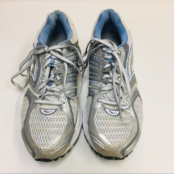 Saucony | Pro Grid Hurricane 10 White Silver Shoes - Picture 3 of 7